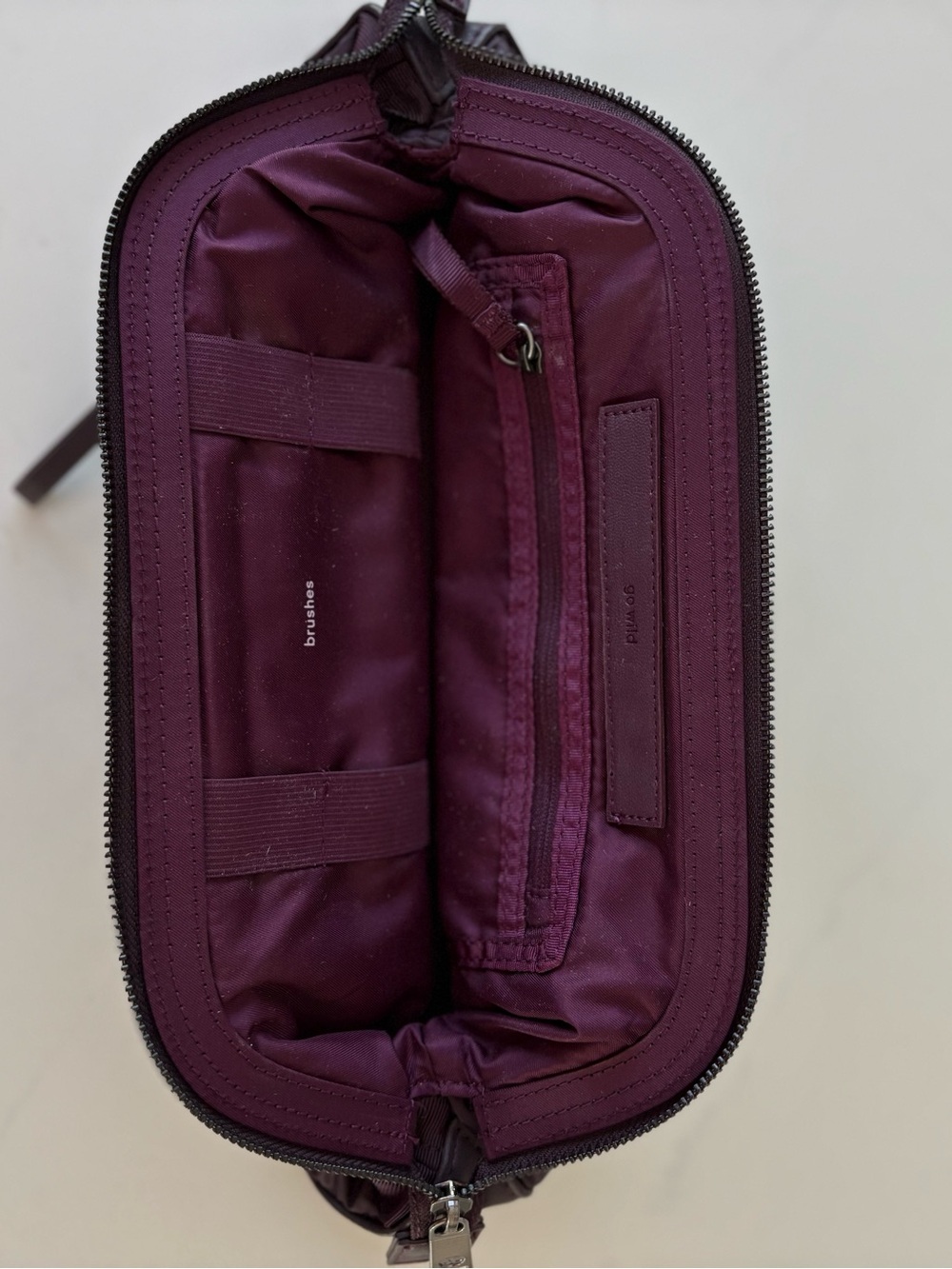 Lululemon Don’t Sweat It Kit Quilted Black Cherry Cosmetic Travel Pouch Bag Gym - Picture 10 of 13